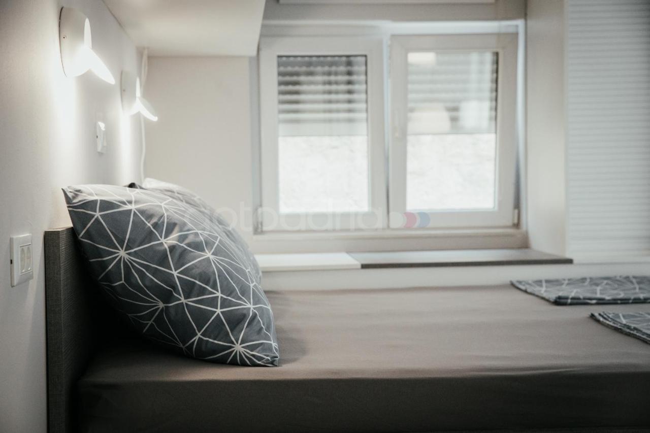Modern Duplex Studio Tommy มาคาร์สกา ภายนอก รูปภาพ